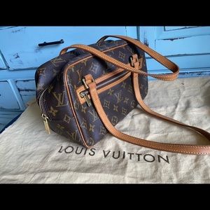 Authentic Louis Vuitton Cite MM